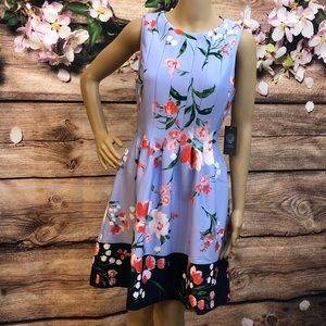 Vince Camuto Blue Floral Print Dress size 6